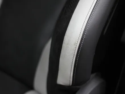 BMW M4 도어트림 가죽긁힘과 운전석 가죽시트 해짐, 갈라짐 복원 후기 / 과천 삼부골로