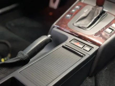 BMW E46 3시리즈 실내복원으로 세월의 흔적 없에기 올드카복원, 올드카 리스토어 지니홉디자인 / 과천 삼부골로