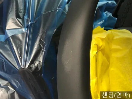 아우디 A5 실내복원 자동차 스티어링 핸들에 스크래치로 인한 가죽복원 / 과천 삼부골로