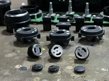 자동차 실내 버튼, 내장재끈적임 복원 페라리 458 이탈리아 / 과천 삼부골로