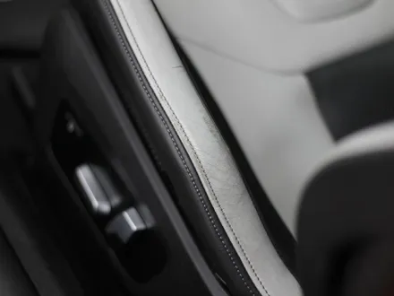 BMW M4 도어트림 가죽긁힘과 운전석 가죽시트 해짐, 갈라짐 복원 후기 / 과천 삼부골로