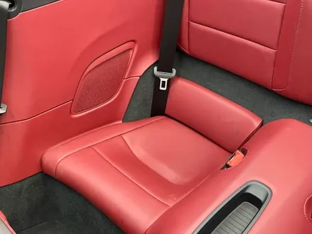 포르쉐 911 GTS 중고차 구매후 전차주들의 흔적과 실내 상처 제거하기 실내크리닝과 실내복원 / 과천 삼부골로