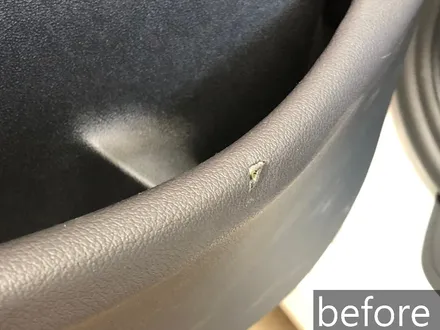 BMW 5시리즈 승하차시 도어트림이 발로 차이며 생기는 우레탄 찍힘, 뜯김 복원 / 과천 삼부골로