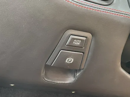 자동차 실내 버튼, 내장재끈적임 복원 페라리 458 이탈리아 / 과천 삼부골로