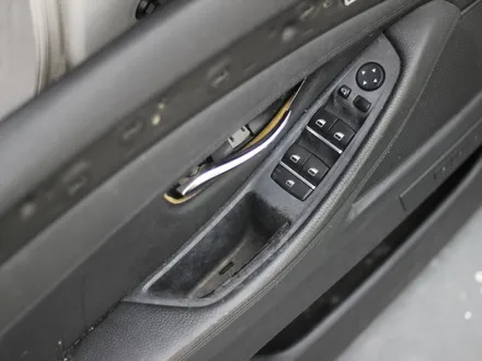 BMW 차량들의 고질적인 버튼까짐과 내장재 끈적임 손상 복원 후기입니다 / 과천 삼부골로