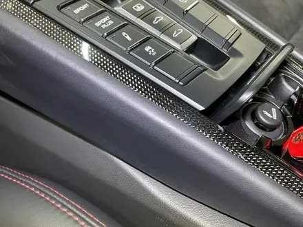 여러업체들에 거절당한   포르쉐 911  스티치 끊김 복원, 버튼복원, 카펫 담배빵 구멍 복원 / 과천 삼부골로