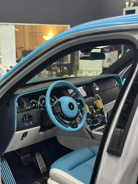 롤스로이스 컬리넌 실내커스텀으로 2%를 채워줄 실내 가죽색상 변경 / 과천시 주암동