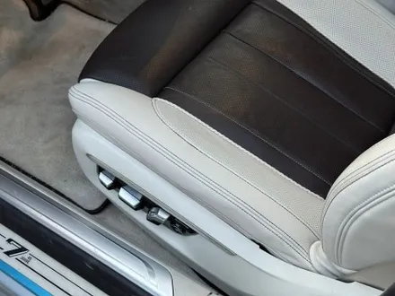 BMW 7시리즈 G11 \'40 JAHRE\' 에디션 운전석시트 가죽복원 그리고 시트보강 작업까지 / 과천시 주암동