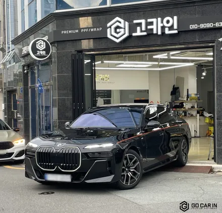 BMW 7시리즈 크롬죽이기+코치라인 - 올블랙에 포인트 굿! / 대구 북구 칠성동
