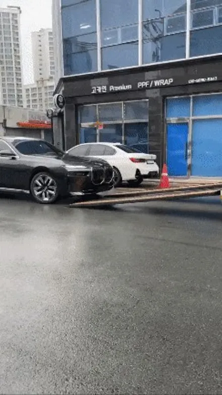 BMW i7 대구 전체 PPF - 실내까지 풀 시공 / 대구 북구 칠성동