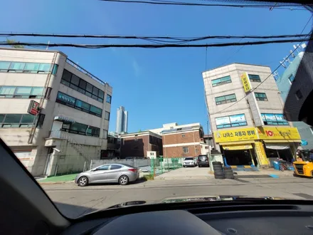 쏘렌토 MQ4 플라티늄 그라파이트 색상 티나인 R100 조합 좋아 / 경기 부천