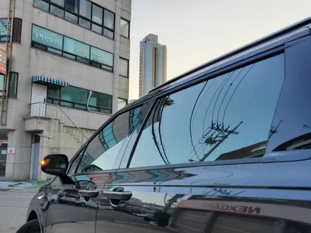 카니발 풀체인지 판테라메탈 색상 솔라가드새턴 고급스럽네요. / 경기 부천