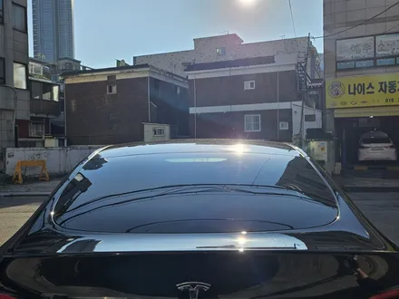 테슬라 모델Y 썬팅 레거시 핀 취향에 맞는 진한 컬러 / 경기 부천