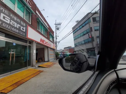 투싼 NX4 썬팅 티나인 R100 인기 절정 / 경기 부천