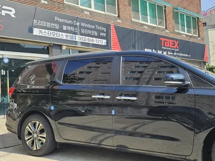 올뉴카니발 썬팅 재시공 차박하기 적합한 레이노 R2 / 경기 부천