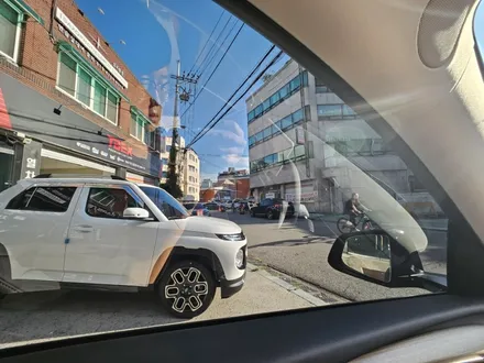 테슬라 모델Y 썬팅 레거시 핀 취향에 맞는 진한 컬러 / 경기 부천