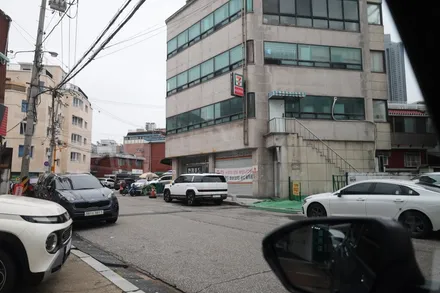 투싼 NX4 썬팅 칼트윈 RX SUV 차량 인기 많음 / 경기 부천
