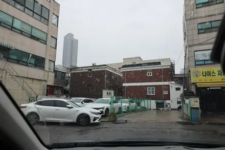 중동썬팅 재시공 기아 스토닉 티나인 R100 저가형 이젠 안녕 / 경기 부천