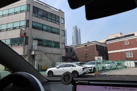 테슬라 모델3 맨 유리 뜨거움 끝 부천 전면썬팅 브이쿨 VN / 경기 부천