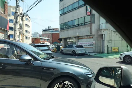 테슬라 모델 Y L 코믹스 실버 색상 썬팅 레거시 핀 황금 농도 정하기 / 경기 부천