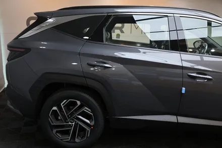 투싼 NX4 썬팅 칼트윈 RX SUV 차량 인기 많음 / 경기 부천