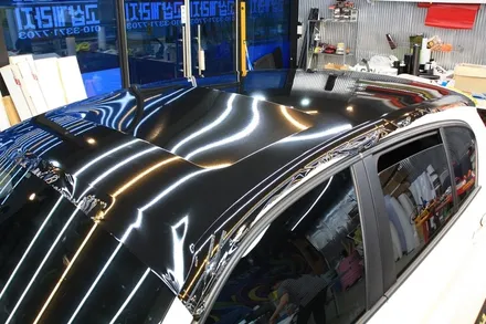 안성랩핑 BMW 118D 루프스킨 및 앞범퍼 그릴 포인트 랩핑 / 안성시 원곡면