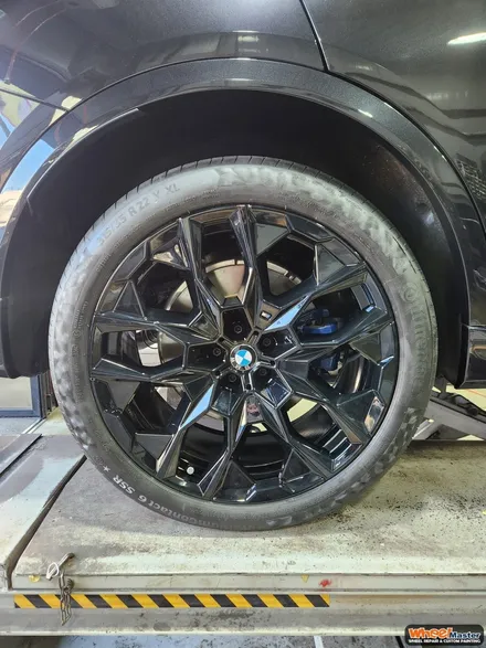 [부산휠도색][휠마스터]  BMW 신형 X7 컷팅 휠 블랙유광 도색 / 부산 해운대 송정동