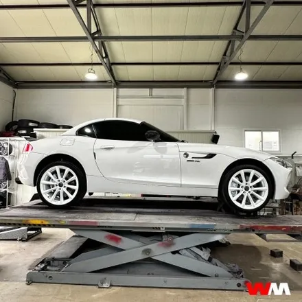 [부산휠도색][휠마스터] BMW Z4 휠, 캘리퍼 화이트 도색 / 부산 해운대 송정동