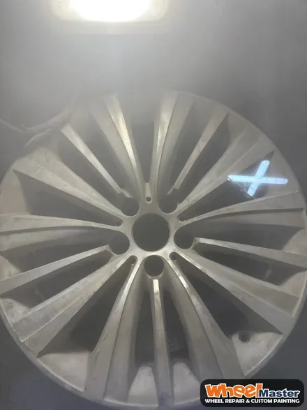 [부산휠복원][부산휠수리] BMW GT 블랙유광 휠 복원 / 부산 해운대 송정동
