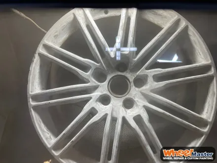 [부산휠복원][부산휠도색] 포르쉐 카이엔 디젤 휠 복원 및 도색 / 부산 해운대 송정동