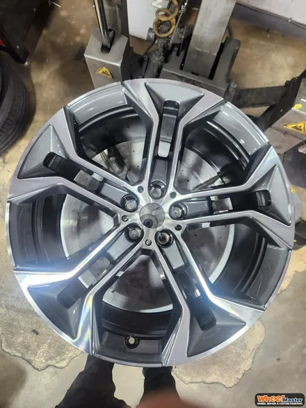 [부산휠복원][부산휠수리] BMW X5 컷팅 휠 복원 작업 / 부산 해운대 송정동