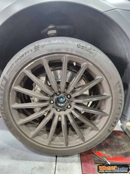 [부산휠복원][부산휠도색]  AMG 43 GT 4도어 휠도색 및 복원 / 부산 해운대 송정동