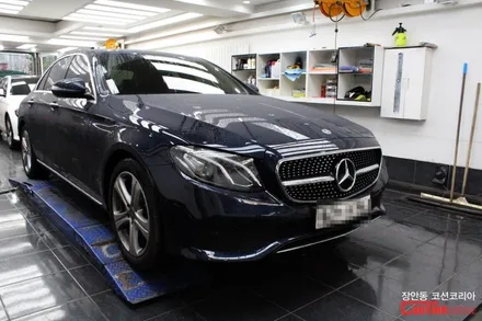 벤츠 E200 센터페시아 랩핑 - 자동차 실내랩핑 전문 장안동 코션 / 동대문,광진구,중랑구