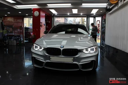 자동차 래핑 가격보다 더 중요한건 따로있다!? BMW 3시리즈 사틴블랙 전체 래핑 / 동대문,광진구,중랑구