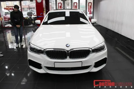 BMW 520d 순정지향적인 드레스업 튜닝. 랩핑으로 한번에 해결 / 동대문,광진구,중랑구