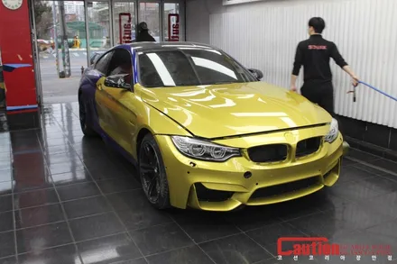 랩핑된 BMW M4 사고났을땐? 장안코션의 무결점 랩핑복원 / 동대문,광진구,중랑구