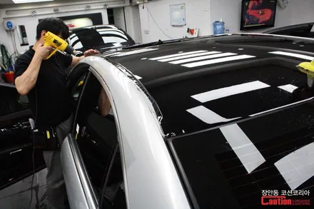 벤츠 S350 고광택 탑폴리에 루프스킨 시공 - 장안동 코션 / 동대문,광진구,중랑구