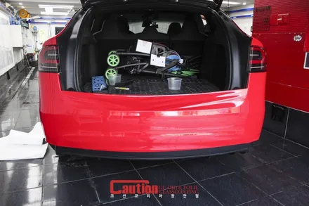 전복되지 않는 SUV. 테슬라 모델X의 카민레드 전체랩핑 / 동대문,광진구,중랑구