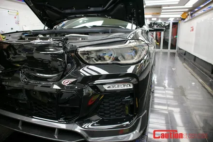 BMW X6 필름 제거 후 고광택 하이그로시블랙 전체랩핑 / 동대문,광진구,중랑구