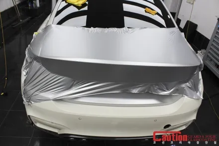 BMW M4 사틴 알루미늄 화이트 전체랩핑 / 동대문,광진구,중랑구