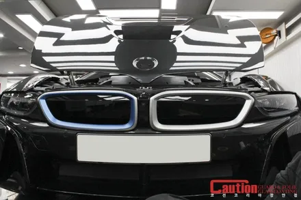 BMW i8 사틴실버 부분랩핑으로 파란색 포인트를 없애봐요~ / 동대문,광진구,중랑구