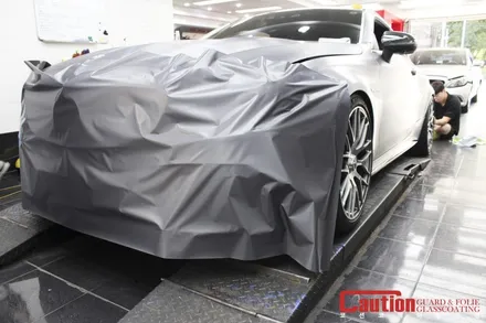 AMG C63 스틸브러쉬 전체랩핑 / 블랙 포인트 크롬죽이기 랩핑 / 동대문,광진구,중랑구