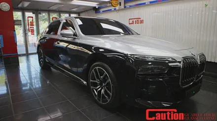 BMW I7 투톤랩핑 상단 GT실버 프리미엄 감성과 미래적인 분위기 / 동대문,광진구,중랑구