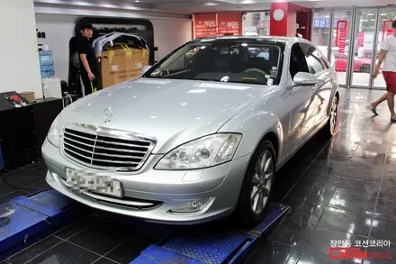 벤츠 w221 S500 카스킨, 유광화이트 전체랩핑 - 장안동 코션 / 동대문,광진구,중랑구