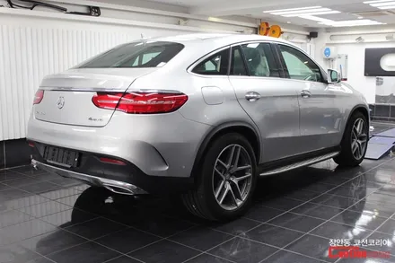 벤츠 GLE 쿠페 (GLE 350d) 카스킨, 유광화이트 전체랩핑 시공 - 장안동 코션 / 동대문,광진구,중랑구