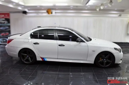 BMW 528i 사틴블랙 전체랩핑 시공, 자동차랩핑 전문 장안동 코션 / 동대문,광진구,중랑구