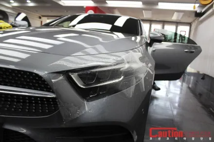 CLS300d 하이글로시 센터페시아까지 PPF 시공?! / 동대문,광진구,중랑구