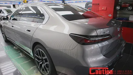BMW 740i 블랙 PPF로 투톤랩핑과 도장면보호를 동시에! / 동대문,광진구,중랑구