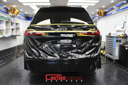 진짜 멋진 아우라는 블랙컬러에서! BMW X7 유광블랙 랩핑 / 동대문,광진구,중랑구
