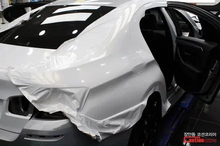 BMW 535D 펄화이트 전체랩핑 시공 - 카스킨 전문 장안동 코션 / 동대문,광진구,중랑구
